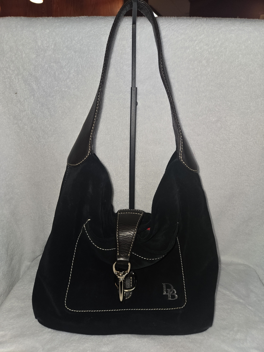 ✨️😍Dooney And Bourke Black Suede Shoulder Bag with Contrast Stitching